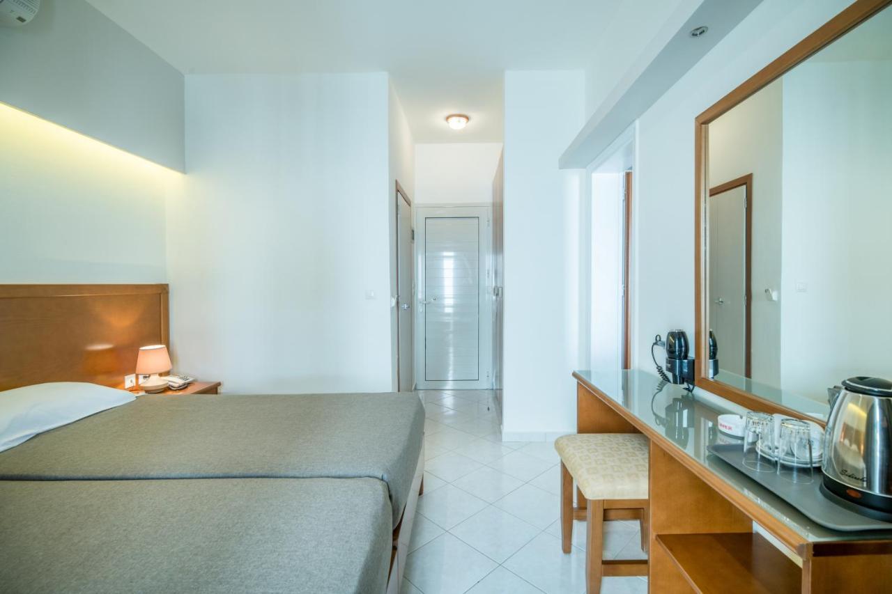 Hiona Holiday Hotel Палекастрон Екстериор снимка