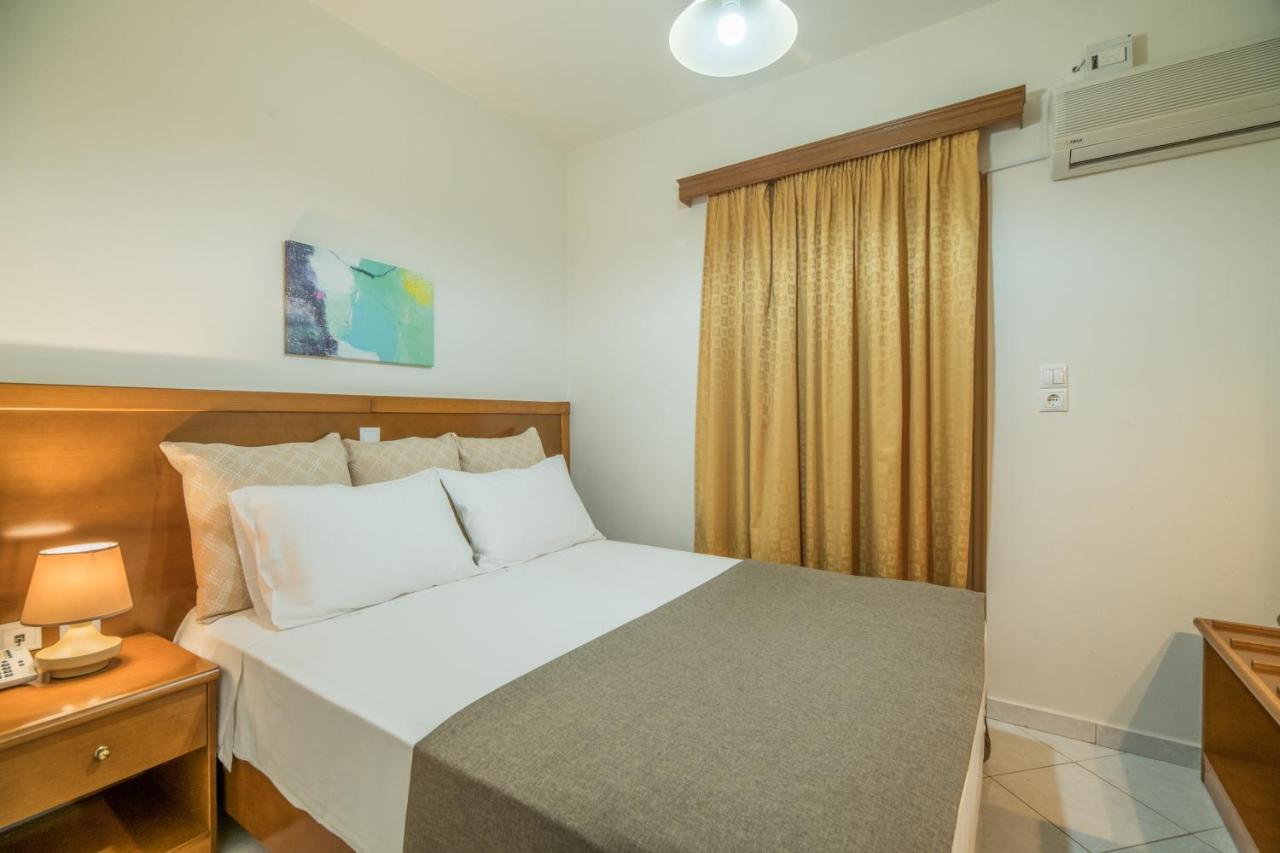 Hiona Holiday Hotel Палекастрон Екстериор снимка