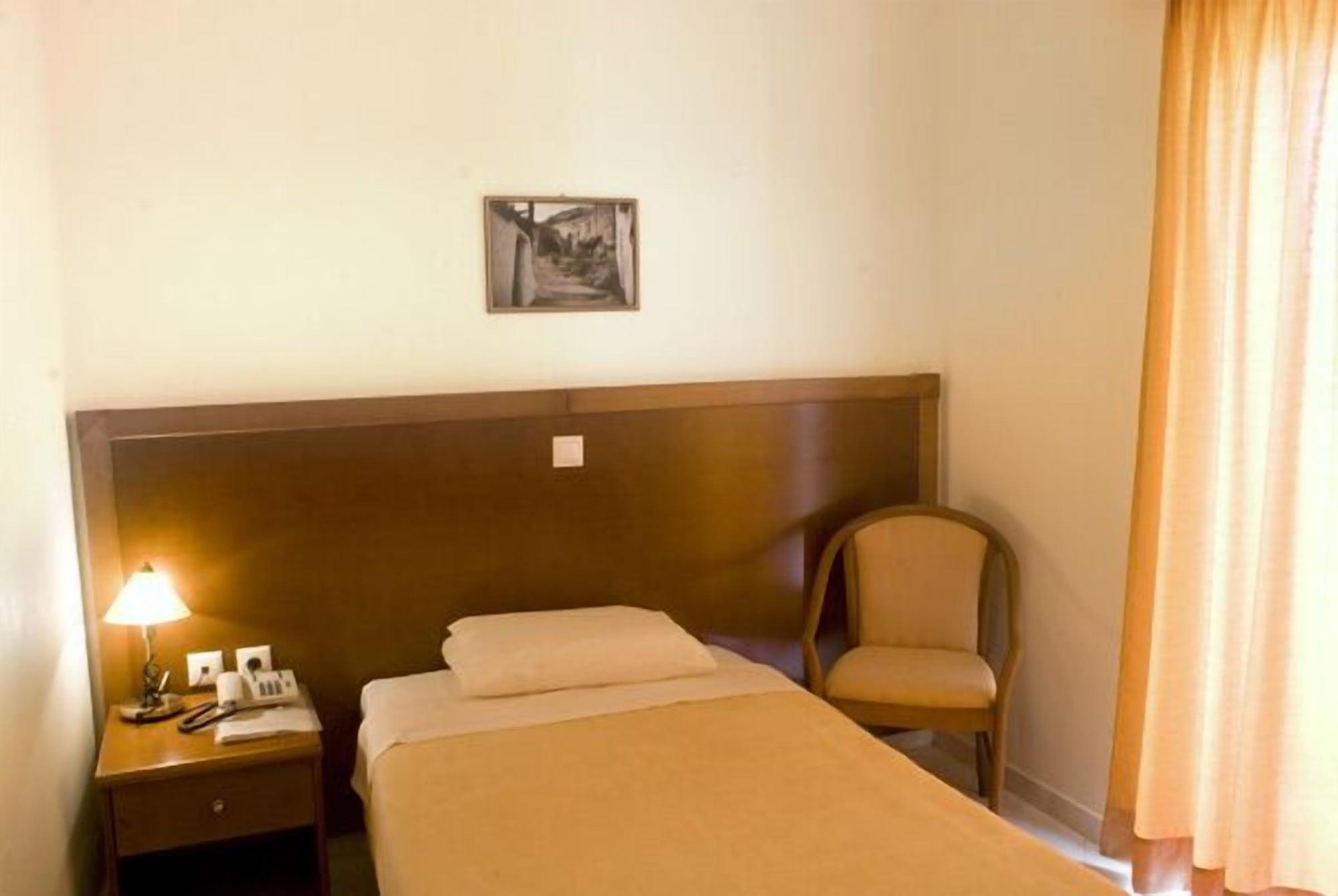 Hiona Holiday Hotel Палекастрон Екстериор снимка
